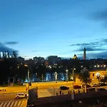 Cerca Plaza Pilar *