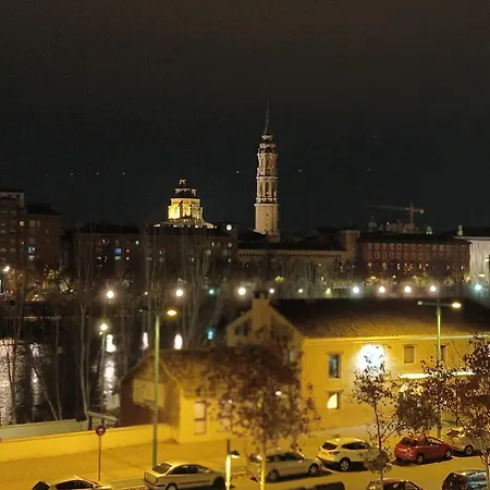 Cerca Plaza Pilar Apartamento