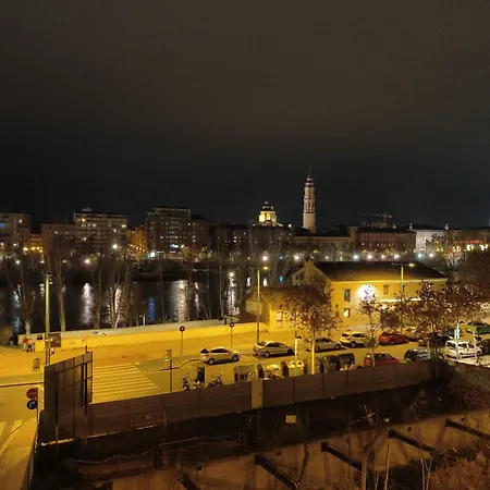 Cerca Plaza Pilar Apartamento *