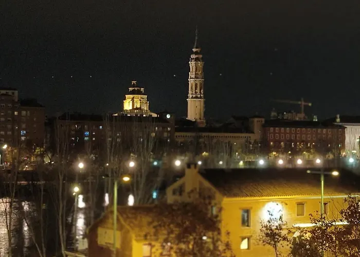 Cerca Plaza Pilar Apartamento